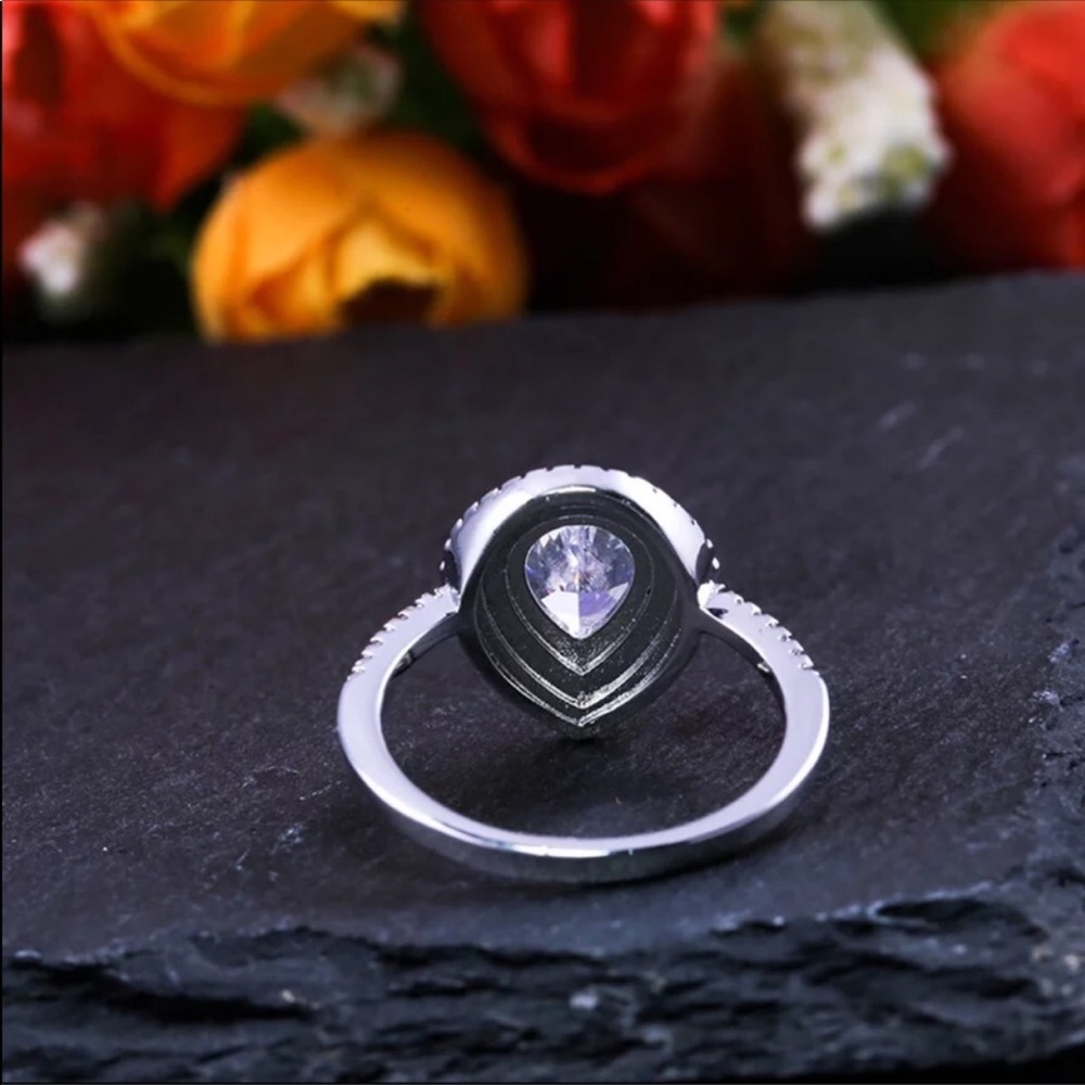 NWT Cubic Zircon Stone plated silver ring - Picture 4 of 5